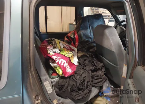 1996 Ford Explorer z USA, uszkodzony, nr VIN 1FMDU34X9TUA51391